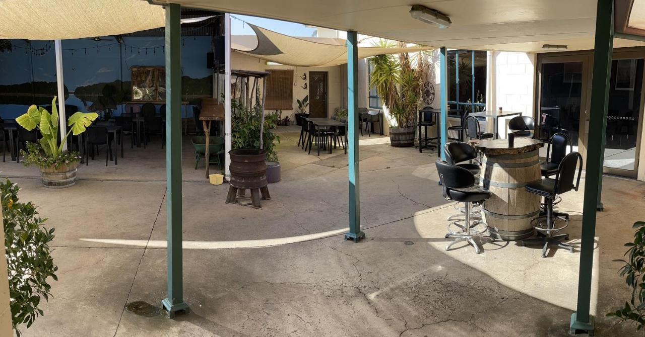 Paringa Hotel Motel Renmark Exterior foto